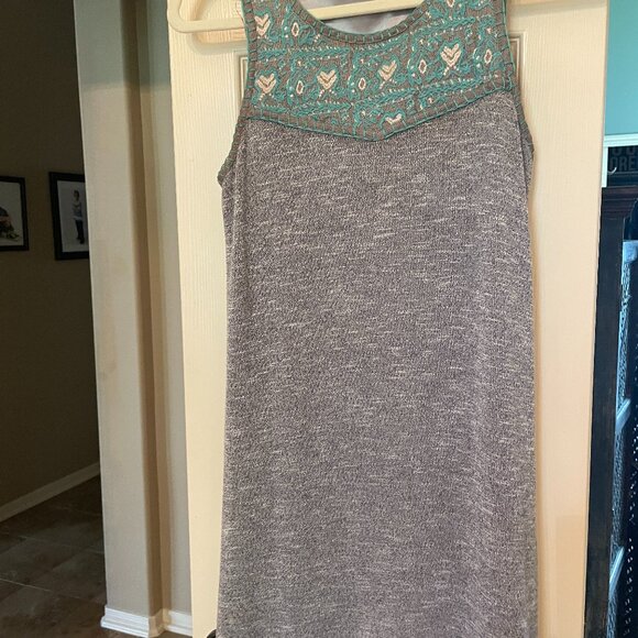 Boutique Sleeveless dress - Picture 1 of 3